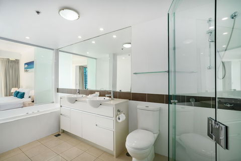 Reflection Tower Two - Accommodation Port Macquarie 4