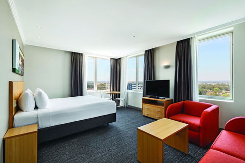 Travelodge Hotel Bankstown Sydney - Accommodation Port Macquarie 4