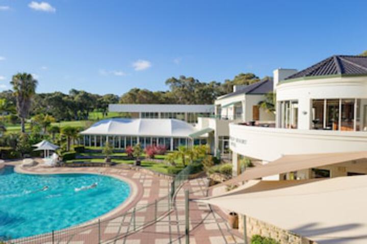 Connolly WA Accommodation Port Macquarie