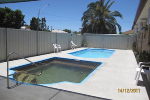 Dragon Phoenix Motel & Restaurant - Accommodation Port Macquarie 7