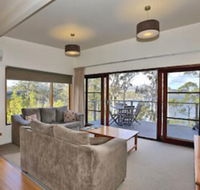 Stewarts Bay Lodge - Accommodation Port Macquarie
