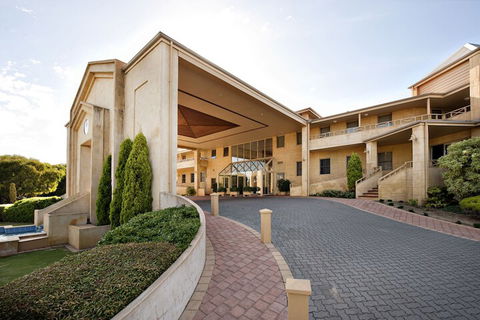 Abbey Beach Resort - Accommodation Port Macquarie 1