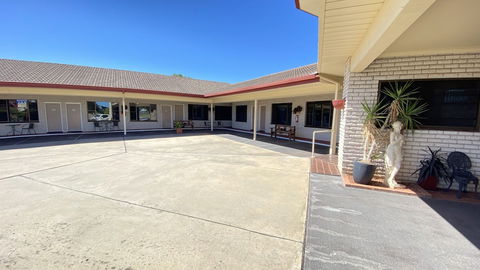 Sapphire City Motor Inn, Inverell - Accommodation Port Macquarie 4