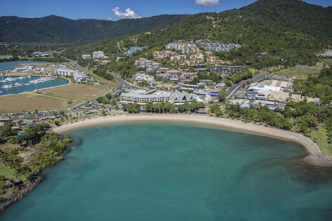 Airlie Beach Hotel - Accommodation Port Macquarie 2