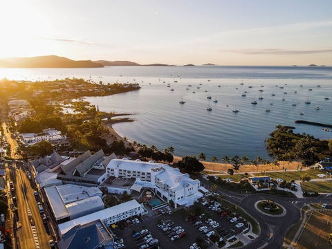 Airlie Beach Hotel - Accommodation Port Macquarie 6