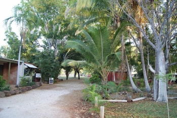 Territory Manor Motel & Caravan Park - Accommodation Port Macquarie 6