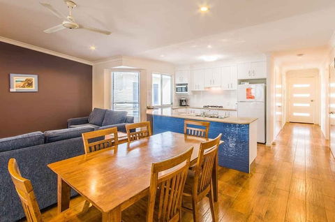 Fraser Island Beach Houses - Accommodation Port Macquarie 5