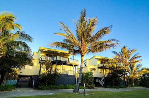 Fraser Island Beach Houses - Accommodation Port Macquarie 0