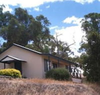 Riesling Country Cottages - Accommodation Port Macquarie
