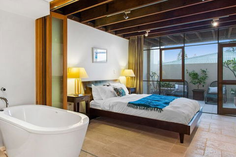 James Street Warehouse - Accommodation Port Macquarie 3