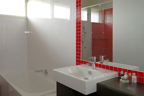 Boutique Stays Sandyside 2 - Accommodation Port Macquarie 2