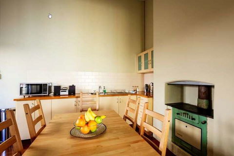 Fremantle Colonial Cottages - Accommodation Port Macquarie 5