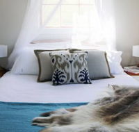 Wines for Joanie Cottage - Accommodation Port Macquarie