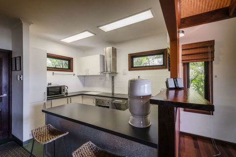 Lombok On Waterfall Retreat - Accommodation Port Macquarie 5