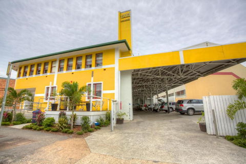Big Bird Backpackers - Accommodation Port Macquarie 1