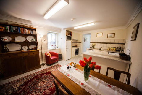 Sunnyside Cottage - Accommodation Port Macquarie 6