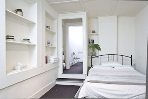 The Merton Hotel - Accommodation Port Macquarie 0