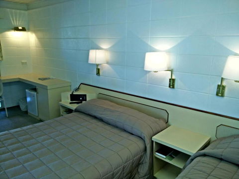 Cairns Motor Inn - Accommodation Port Macquarie 5