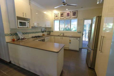 Wildlife Holiday Home - Accommodation Port Macquarie 6
