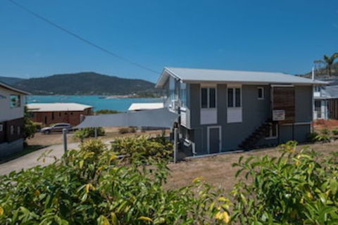 Norm's Beach House - Accommodation Port Macquarie 0