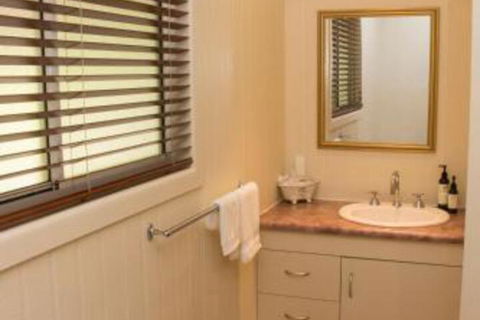 Chilverton Cottages & Restaurant - Accommodation Port Macquarie 3