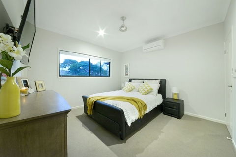 Laguna Views - Accommodation Port Macquarie 2