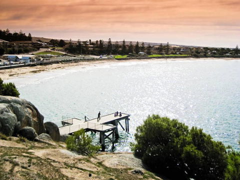 Boomer Beach Retreat Pet Friendly WiFi - Accommodation Port Macquarie 3