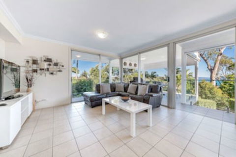 Oasis 26 - Accommodation Port Macquarie 0