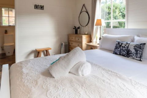 ARCADIA - The Barn Cottage & Rosehill Cottage - Accommodation Port Macquarie 0