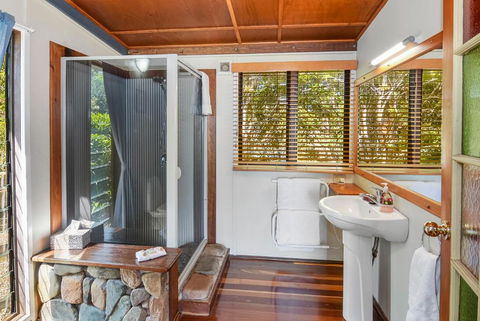 Rosebrook Cottages - Accommodation Port Macquarie 5