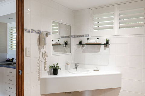 Sunlit Waters Studio Apartments - Accommodation Port Macquarie 7