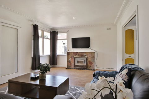 Ivy Units Glen Waverley - Accommodation Port Macquarie 4