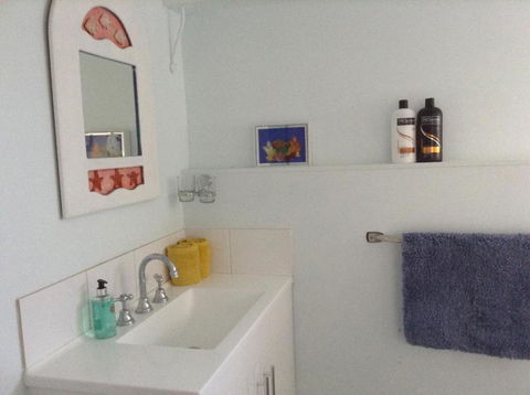 Studio Apartment With Seaview - Accommodation Port Macquarie 6