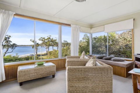 Summertime Beach Cottage - Accommodation Port Macquarie 0