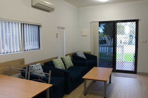 Mandurah Ocean Marina Chalets - Accommodation Port Macquarie 4