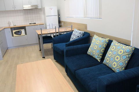 Mandurah Ocean Marina Chalets - Accommodation Port Macquarie 2