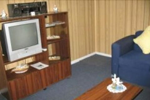 Hutton Hide Away - Accommodation Port Macquarie 7