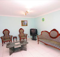 Pelican Place - Accommodation Port Macquarie