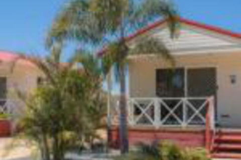 Outback Oasis Caravan Park - Accommodation Port Macquarie 0