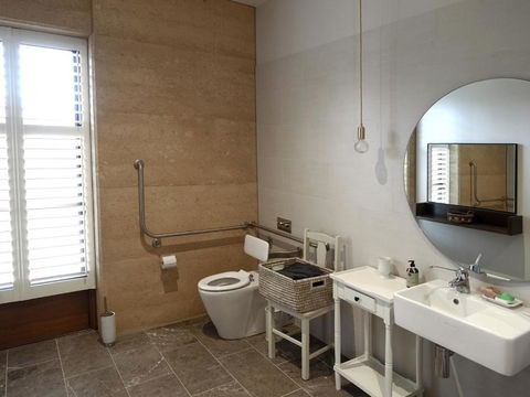 Ballaratprimavera - Accommodation Port Macquarie 3