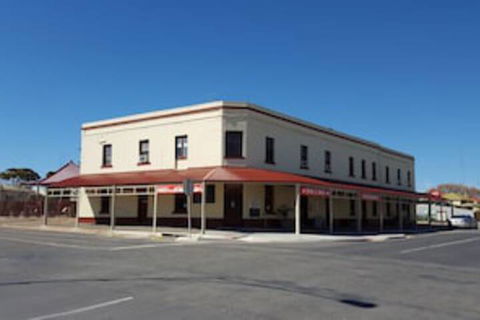 Copper Coast Hotel - Accommodation Port Macquarie 0