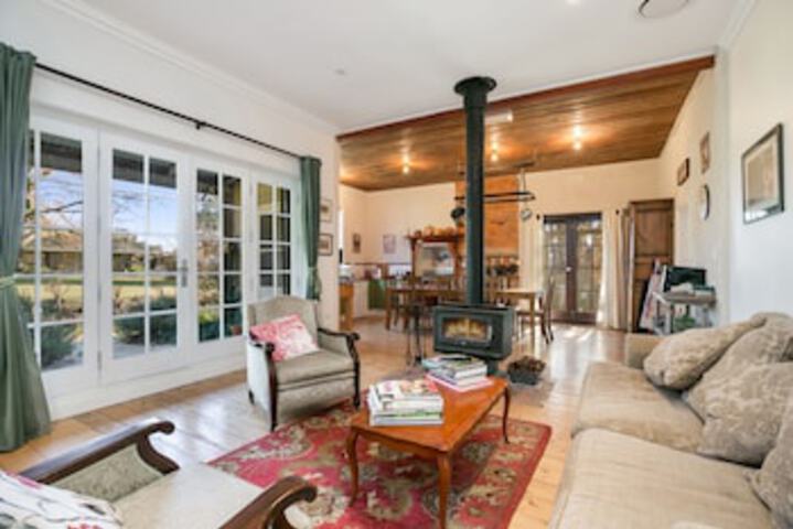 Taradale ACT Accommodation Port Macquarie