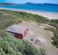 Cloudy Bay Cabin - Accommodation Port Macquarie