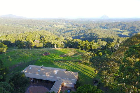 Maleny Orchard - Accommodation Port Macquarie 0