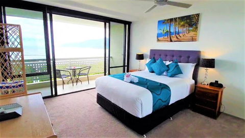 Cairns Ocean View Apartment - Accommodation Port Macquarie 1