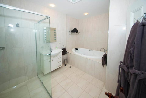 Yankalilla Bay Homestead - Accommodation Port Macquarie 1