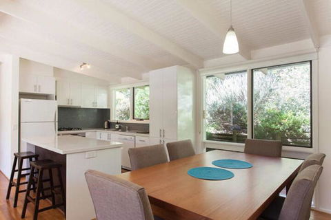 Maryrose Beautiful Close Walk To The Beach - Accommodation Port Macquarie 0
