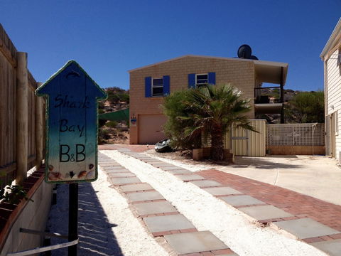 Shark Bay B & B - Accommodation Port Macquarie 0