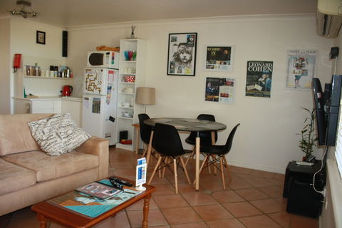 Shark Bay B & B - Accommodation Port Macquarie 3