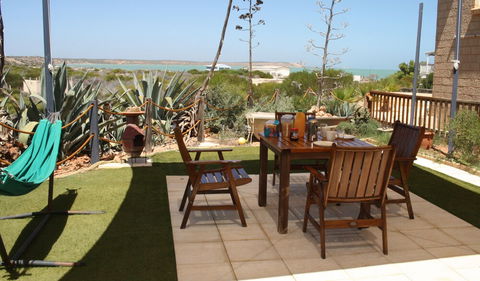 Shark Bay B & B - Accommodation Port Macquarie 5